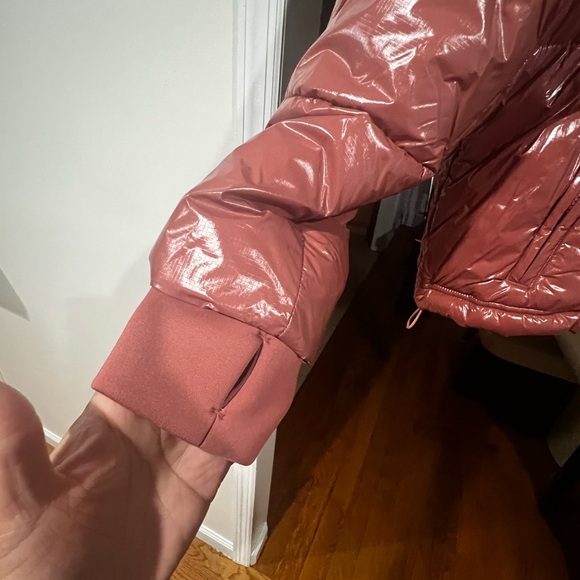 Gap Fit Women's Shiny Mauve Puffer Jacket - Picture 2 of 4